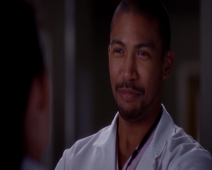 vampirediariesworld-dot-nl_GreysAnatomy9x21-00652.jpg