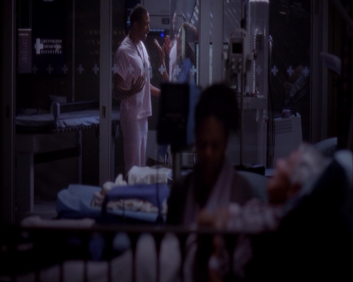 VampireDiariesWorld-dot-nl_GreysAnatomy9x23-0061.jpg