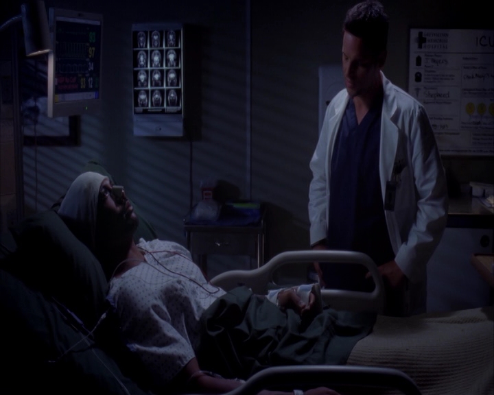 VampireDiariesWorld-dot-nl_GreysAnatomy9x23-1039.jpg