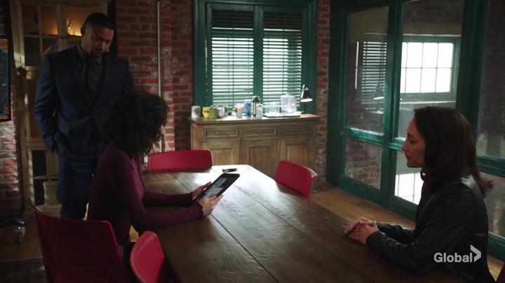 VampireDiariesWorld-dot-nl_NCIS-NewOrleans6x14-4398.jpg