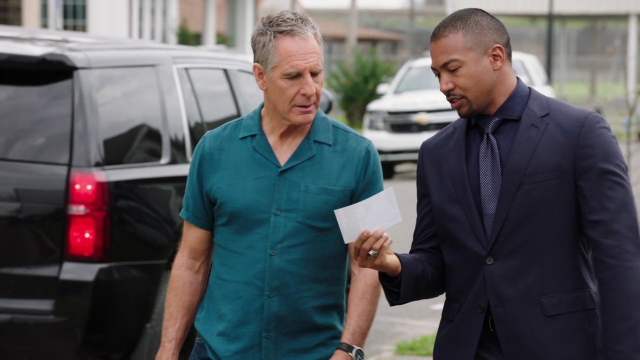 VampireDiariesWorld-dot-nl_NCIS-NewOrleans6x17-0912.jpg