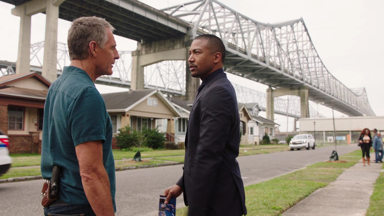 VampireDiariesWorld-dot-nl_NCIS-NewOrleans6x17-0924.jpg