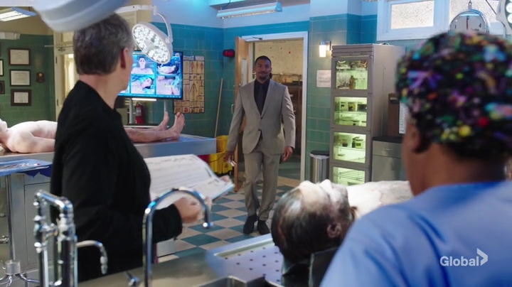 VampireDiariesWorld-dot-nl_NCIS-NewOrleans6x18-0814.jpg