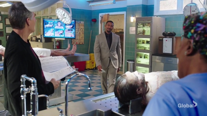 VampireDiariesWorld-dot-nl_NCIS-NewOrleans6x18-0815.jpg