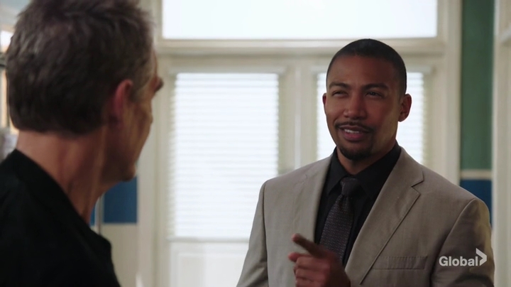 VampireDiariesWorld-dot-nl_NCIS-NewOrleans6x18-0903.jpg