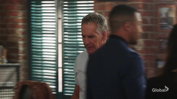 VampirediariesWorld-dot-nl_NCIS-NewOrleans6x19-1309.jpg