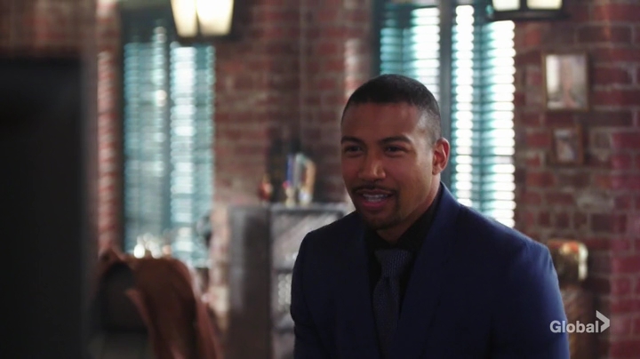 VampirediariesWorld-dot-nl_NCIS-NewOrleans6x19-1520.jpg