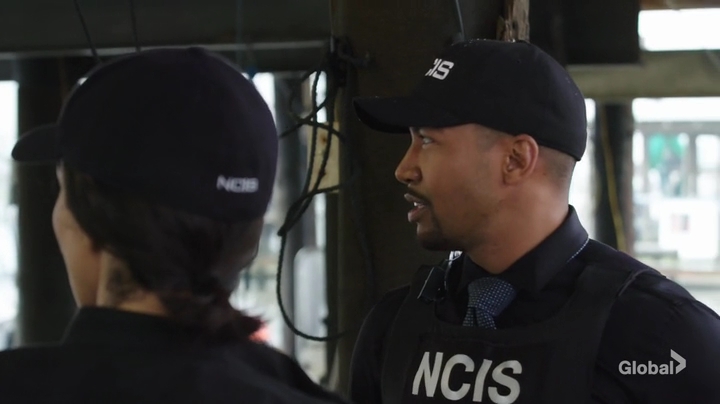 VampirediariesWorld-dot-nl_NCIS-NewOrleans6x19-2046.jpg