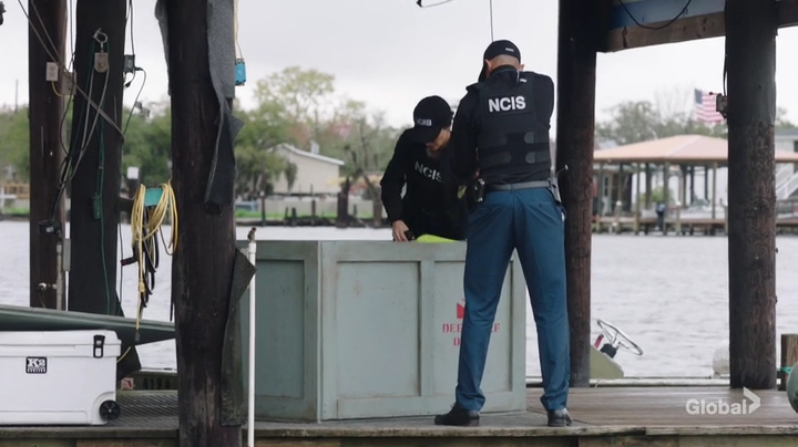 VampirediariesWorld-dot-nl_NCIS-NewOrleans6x19-2108.jpg