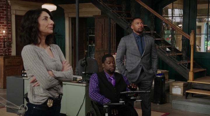 VampireDiariesWorld-dot-nl_NCISNewOrleans7x15-0781.jpg