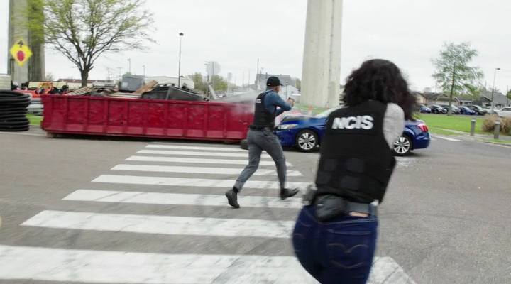 VampireDiariesWorld-dot-nl_NCISNewOrleans7x15-1540.jpg