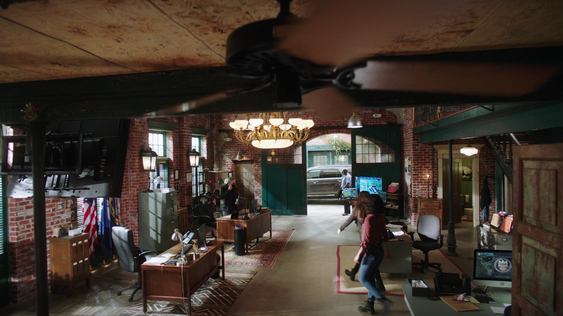 VampireDiariesWorld-dot-nl_NCIS-NewOrleans7x16-0202.jpg VampireDiariesWorld-dot-nl_NCIS-NewOrleans7x16-0202.jpg