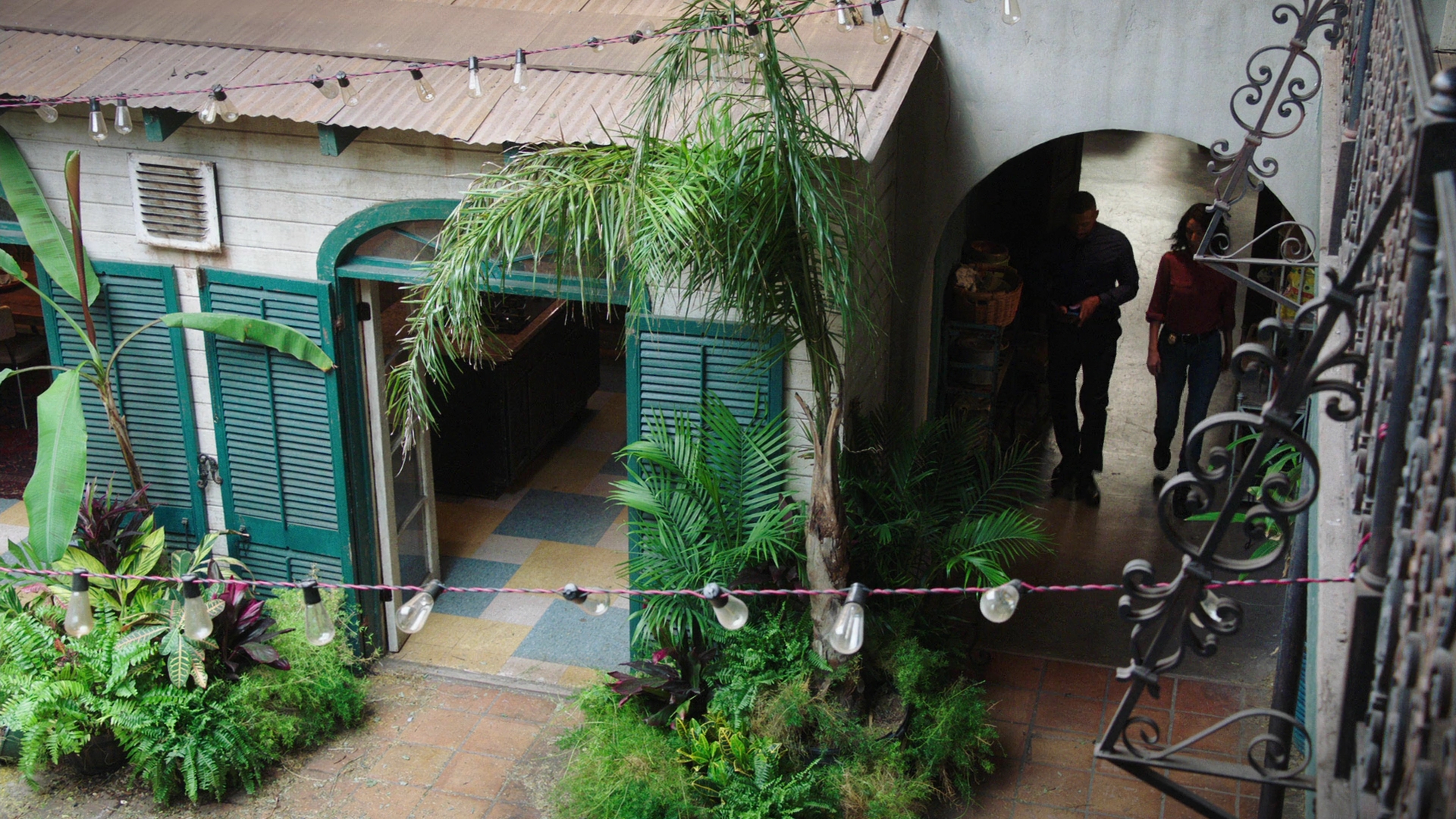 VampireDiariesWorld-dot-nl_NCIS-NewOrleans7x16-0270.jpg