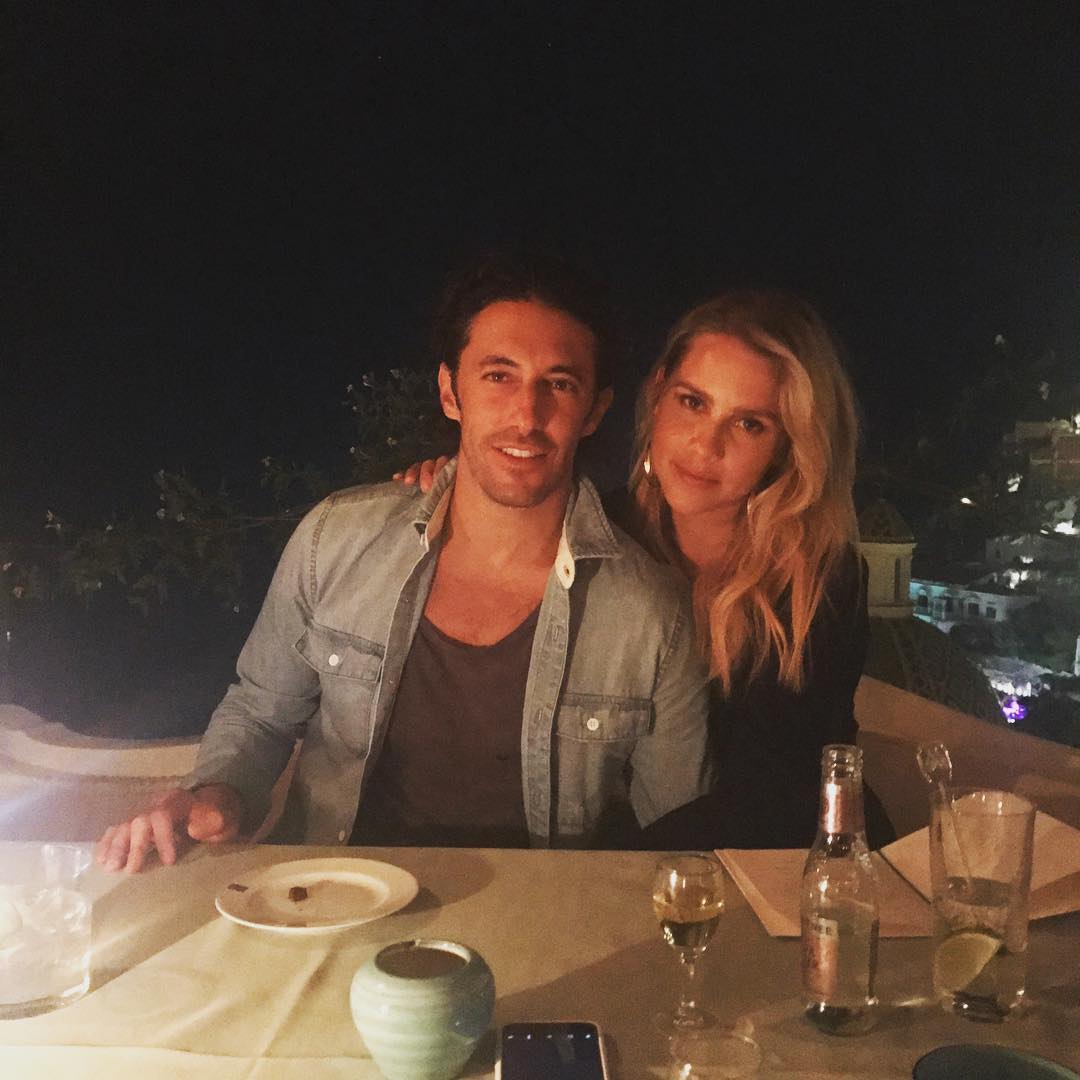 2018-005.jpg 2018-005.jpg