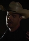 VampireDiariesWorld-dot-nl_DustinLynch-SmallTownBoy0601.jpg