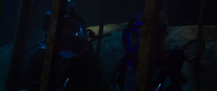 VampireDiariesWorld-dot-nl_47MetersDown2319.jpg