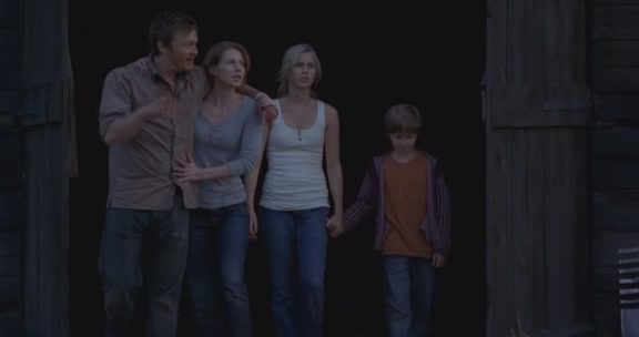VampireDiairiesWorld-dot-org_TheMessenger2-TheScarecrow5131.jpg