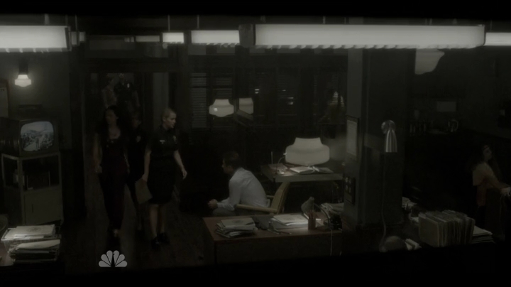 VampireDiariesWorld-dot-org_Aquarius1x01-0963.jpg