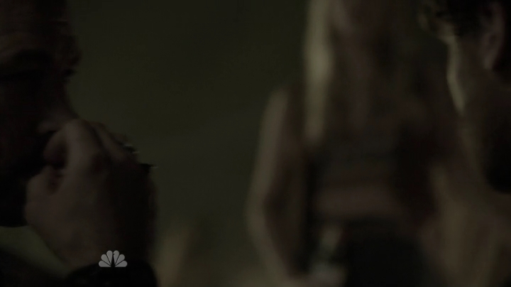 VampireDiariesWorld-dot-org_Aquarius1x01-1858.jpg