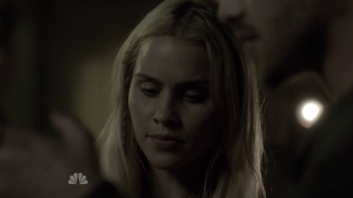 VampireDiariesWorld-dot-org_Aquarius1x01-1897.jpg