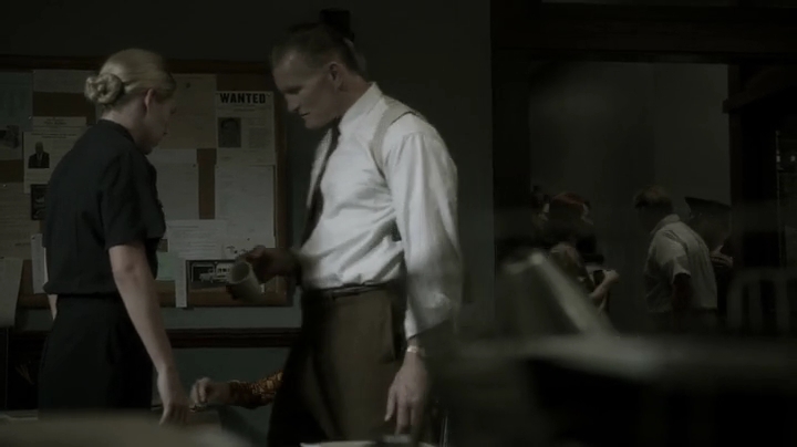 VampireDiariesWorld-dot-org_Aquarius1x03-0366.jpg