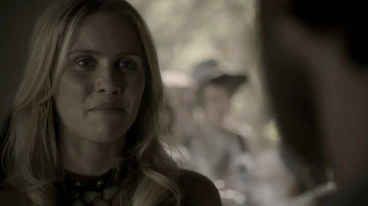 VampireDiariesWorld-dot-org_Aquarius1x03-0906.jpg
