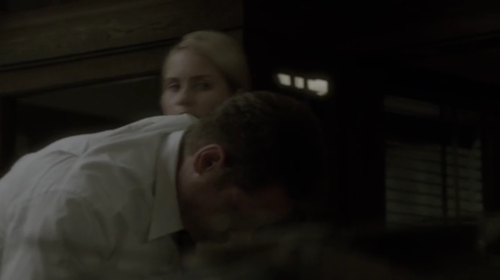 VampireDiariesWorld-dot-org_Aquarius1x06-0826.jpg