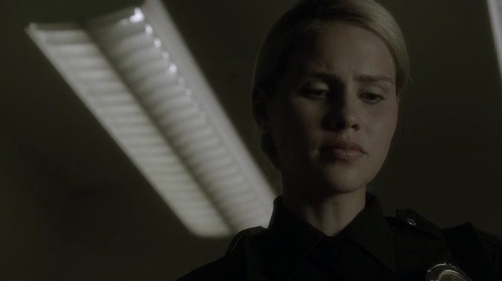 VampireDiariesWorld-dot-org_Aquarius1x06-1986.jpg