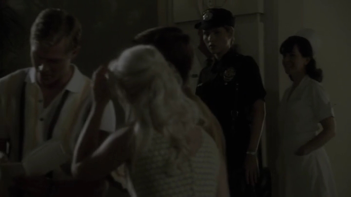 VampireDiariesWorld-dot-org_Aquarius1x06-1997.jpg
