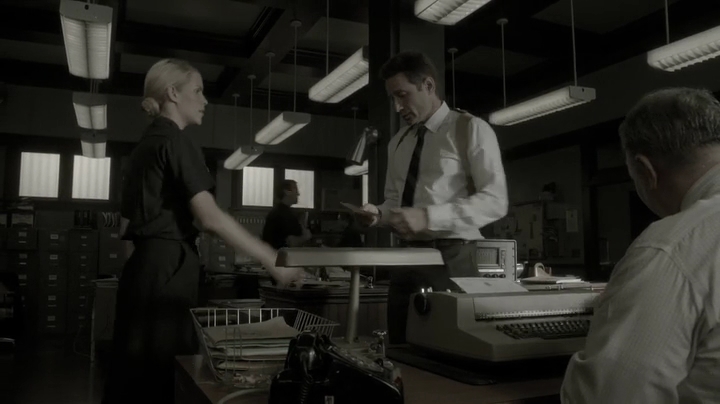 VampireDiariesWorld-dot-org_Aquarius1x07-0354.jpg