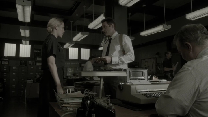 VampireDiariesWorld-dot-org_Aquarius1x07-0357.jpg