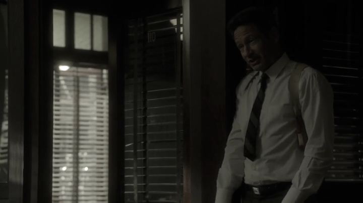 VampireDiariesWorld-dot-org_Aquarius1x07-0853.jpg