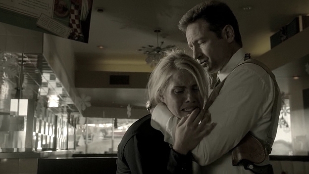 VampireDiariesWorld-dot-org_Aquarius1x09-1021.jpg