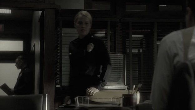 VampireDiariesWorld-dot-org_Aquarius1x11-0424.jpg