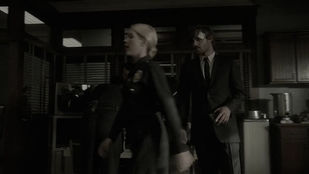 VampireDiariesWorld-dot-org_Aquarius1x13-1599.jpg