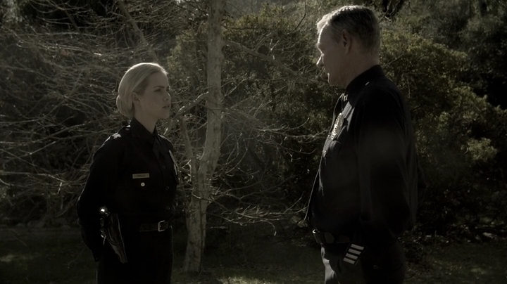 VampireDiariesWorld-dot-NL-Aquarius2x05-0805.jpg