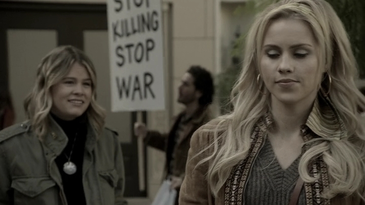 VampireDiariesWorld-dot-NL-Aquarius2x05-1135.jpg