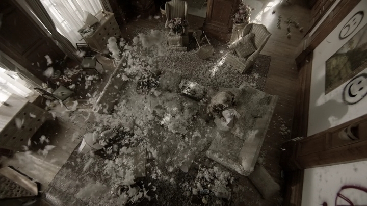 VampireDiariesWorld-dot-NL-Aquarius2x05-1504.jpg