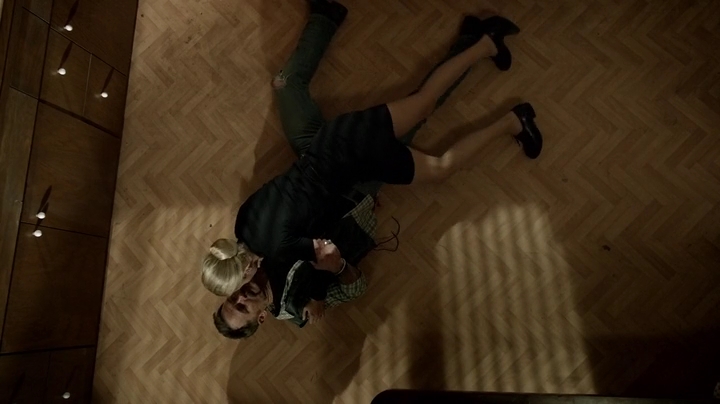 VampireDiariesWorld-dot-NL-Aquarius2x11-1876.jpg
