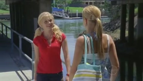 VampireDiariesWorld-dot-Org_H2OJustAddWaterS01E02-0826.jpg