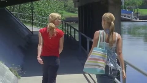 VampireDiariesWorld-dot-Org_H2OJustAddWaterS01E02-0828.jpg