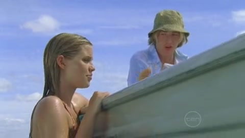 VampireDiariesWorld-dot-Org_H2OJustAddWaterS01E04-0128.jpg
