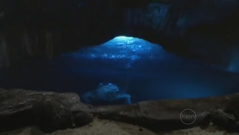 VampireDiariesWorld-dot-Org_H2OJustAddWaterS01E04-0217.jpg