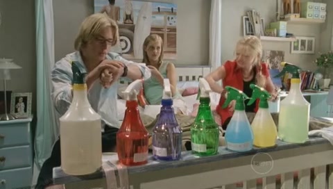 VampireDiariesWorld-dot-Org_H2OJustAddWaterS01E04-0349.jpg
