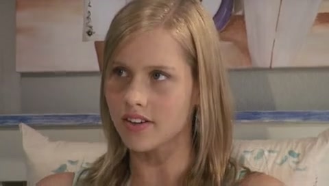 VampireDiariesWorld-dot-Org_H2OJustAddWaterS01E04-0405.jpg
