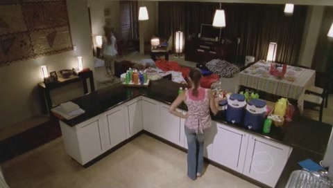VampireDiariesWorld-dot-Org_H2OJustAddWaterS01E04-0592.jpg