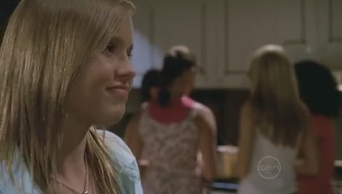 VampireDiariesWorld-dot-Org_H2OJustAddWaterS01E04-0671.jpg