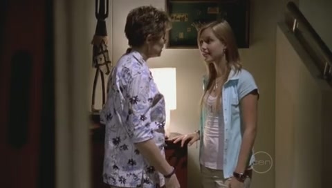 VampireDiariesWorld-dot-Org_H2OJustAddWaterS01E04-0752.jpg
