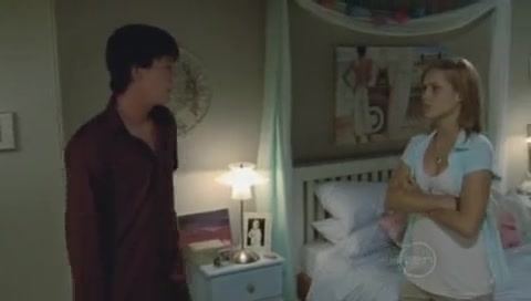 VampireDiariesWorld-dot-Org_H2OJustAddWaterS01E04-0815.jpg