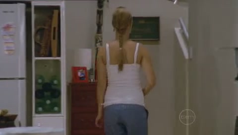 VampireDiariesWorld-dot-Org_H2OJustAddWaterS01E05-0549.jpg